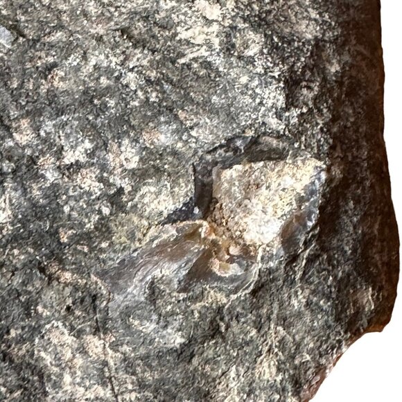 Natural Amethyst Geode Cluster 342g Purple Gemstone Crystal Specimen Rock - Picture 4 of 10